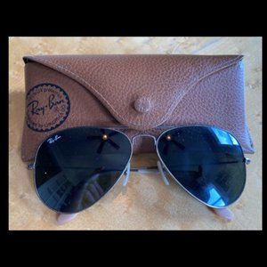 Ray-Ban Aviator Classic Sunglasses